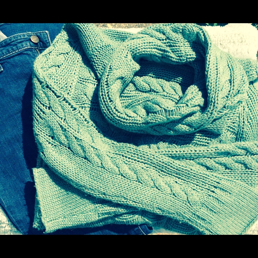 Banana Republic Chunky Soft Green Sweater (M)